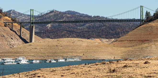 Drought Lake Oroville